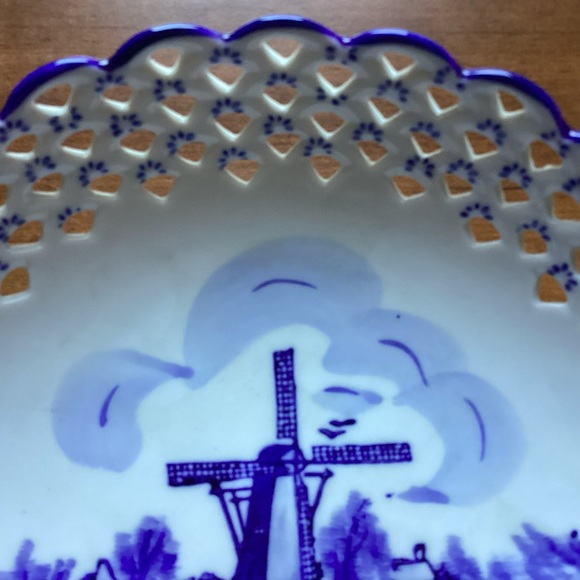 HOLLAND Delft Blue Windmill Hand Painted Design by TS - Picture 3 of 7